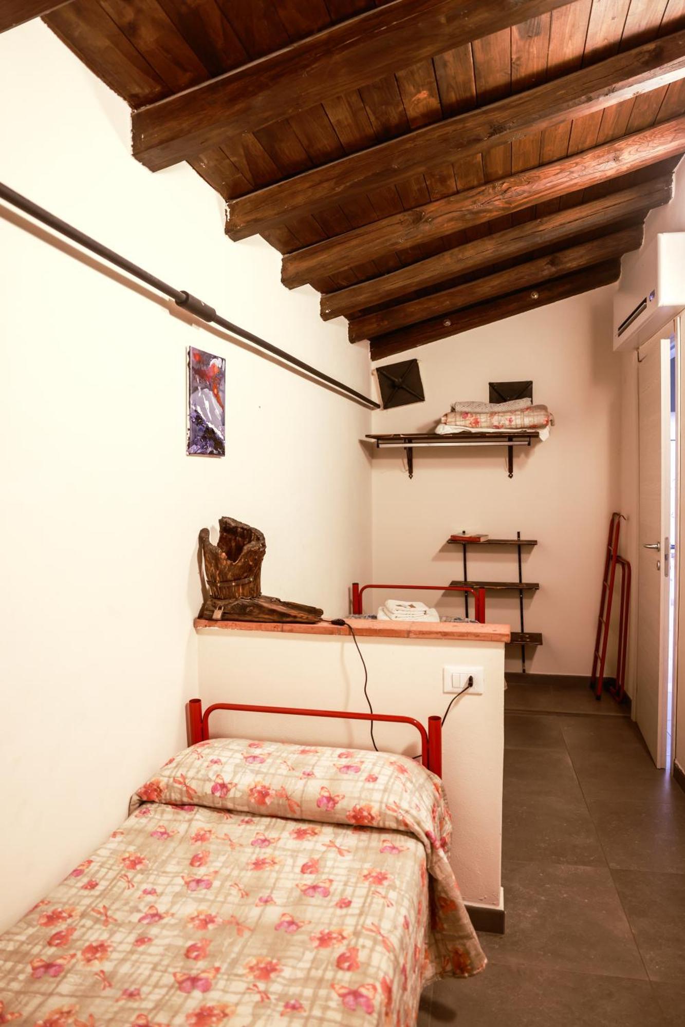 Borgo Degli Artisti Boutique